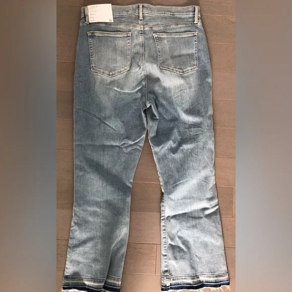 New loft button high rise crop jeans - Picture 3 of 4